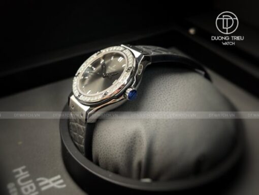 Đồng hồ Hublot Classic Fusion 33mm Bezel Moisante rep 1 1